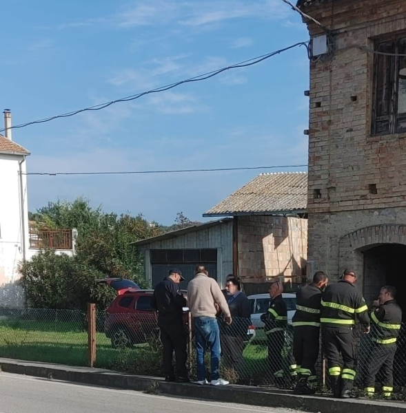 Edificio pericolante a Sant’Omero: la segnalazione dei cittadini - Foto