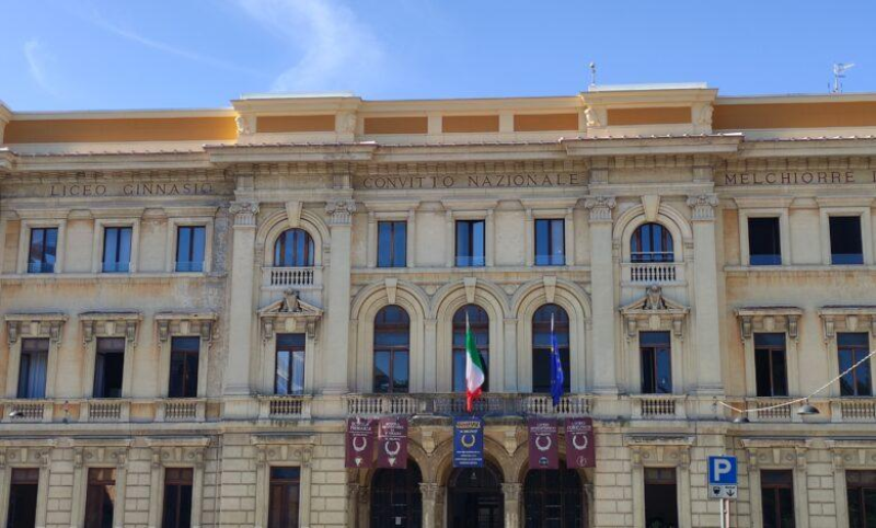 Chiusura Delfico. Il Consiglio Regionale interviene a fianco di Provincia e Comune - Foto