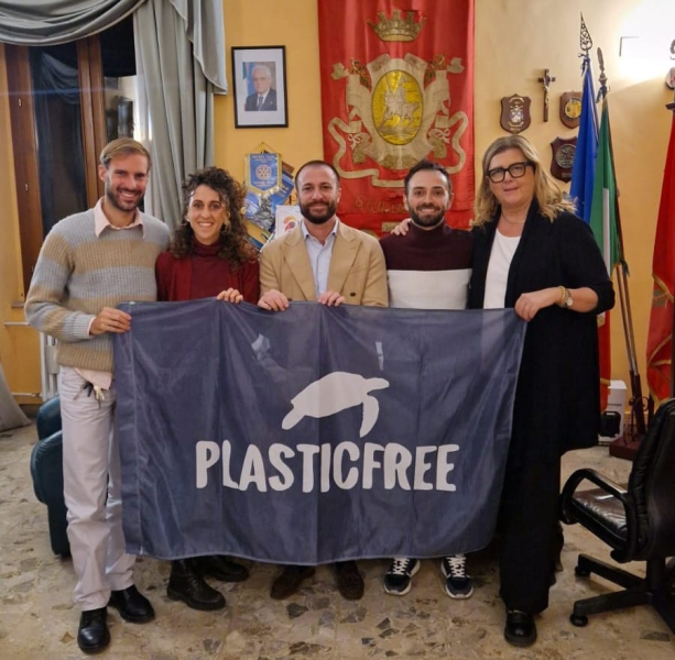 Giulianova pronta a diventare "Comune Plastic Free” - Foto