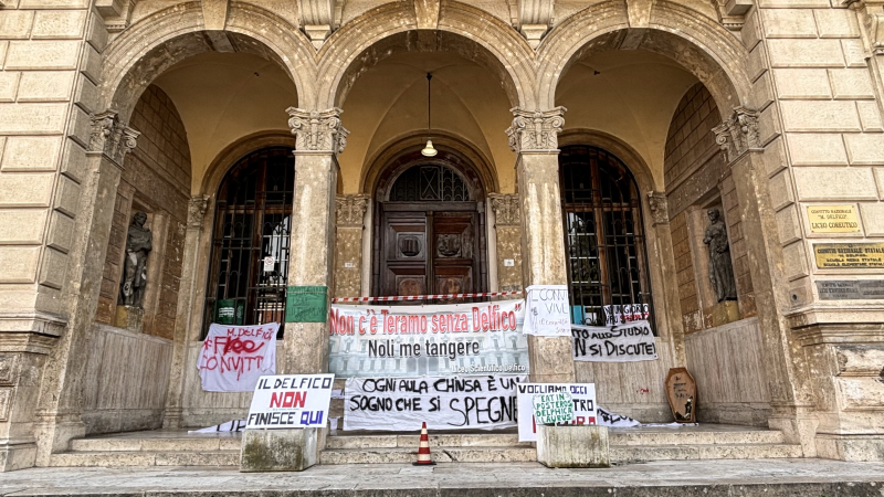 Caso Delfico. Si fa strada l'idea di un referendum per l'area ex stadio - Foto