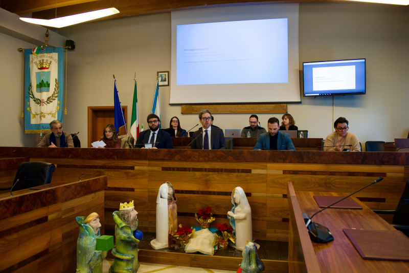 Roseto. Presentati i progetti che daranno nuova vita a zone importanti del paese - Foto