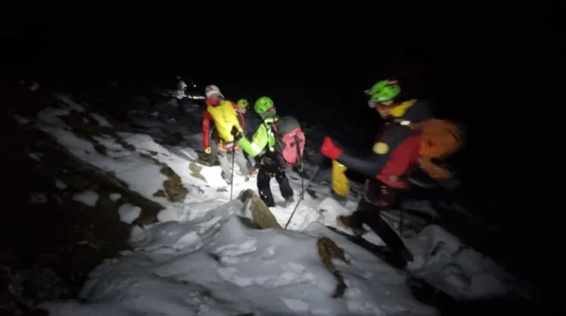 Due alpinisti bloccati da ieri sul Gran Sasso: ripresi questa mattina i soccorsi - Foto