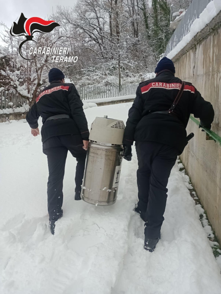 Fano Adriano. Anziana senza ossigeno salvata dai Carabinieri durante l’emergenza neve - Foto