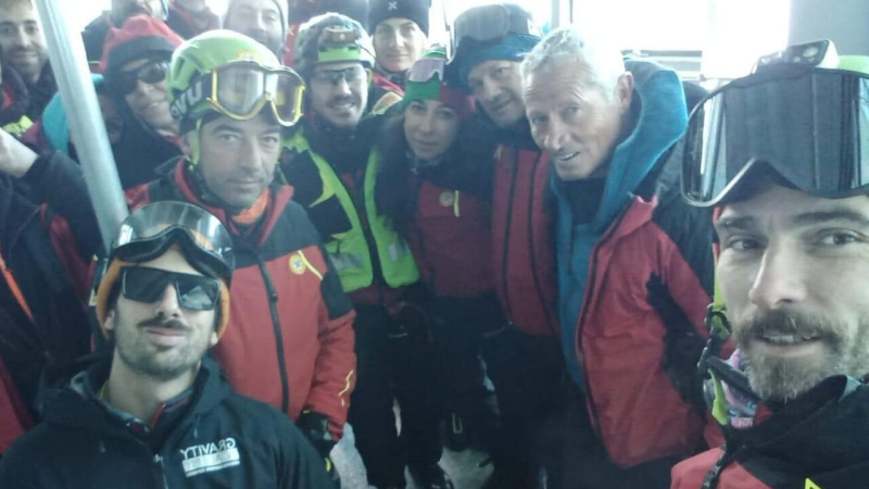 I soccorsi alla ricerca dei due alpinisti sul Gran Sasso sono riusciti a scendere a valle - Foto