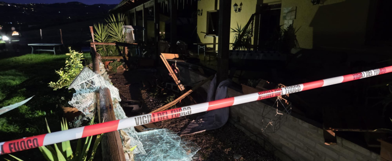 Esplosione in un ristorante a Basciano: due feriti con ustioni - Foto