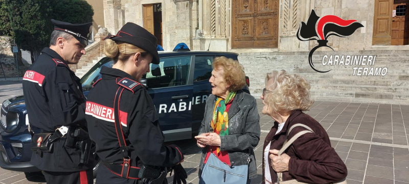 Con il trucco del finto carabiniere portano via 2000 euro a un'anziana di Roseto - Foto