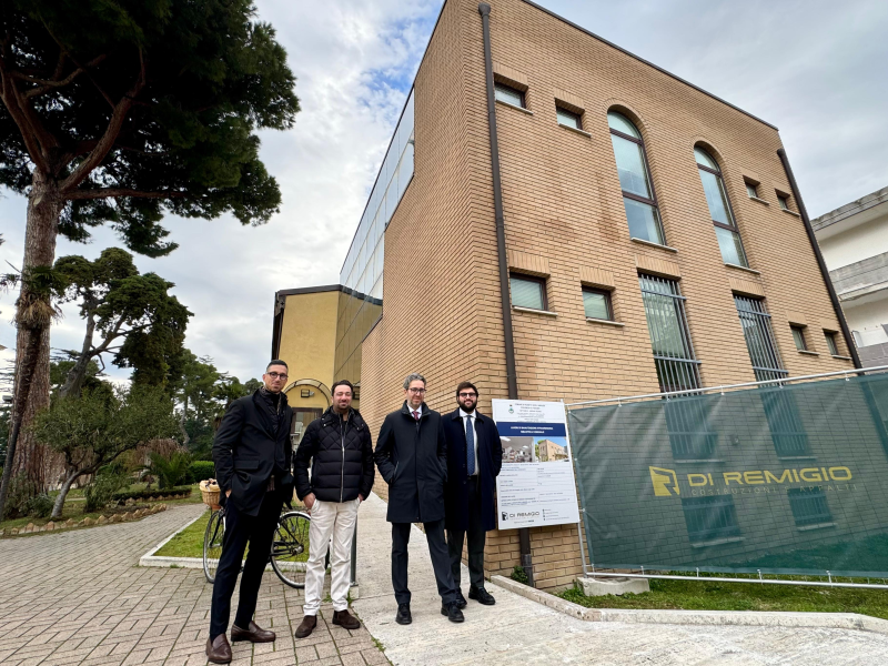 Roseto. Lavori di riqualificazione per la Biblioteca comunale: al via un intervento atteso da tempo - Foto