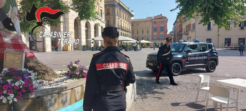 Teramo. Scontro violento in centro: arrestato un ragazzo per rissa aggravata - Foto